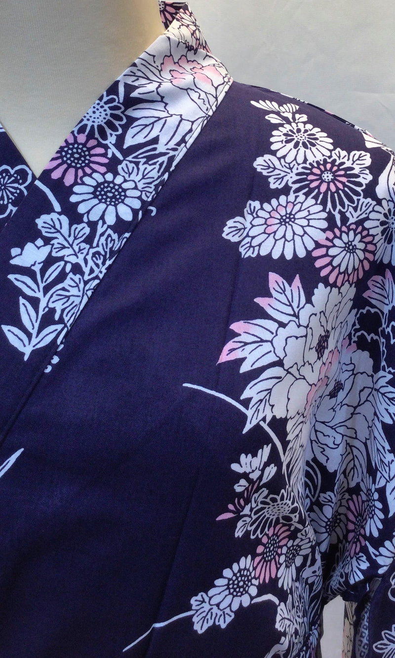 YUKATA 牡丹立姿