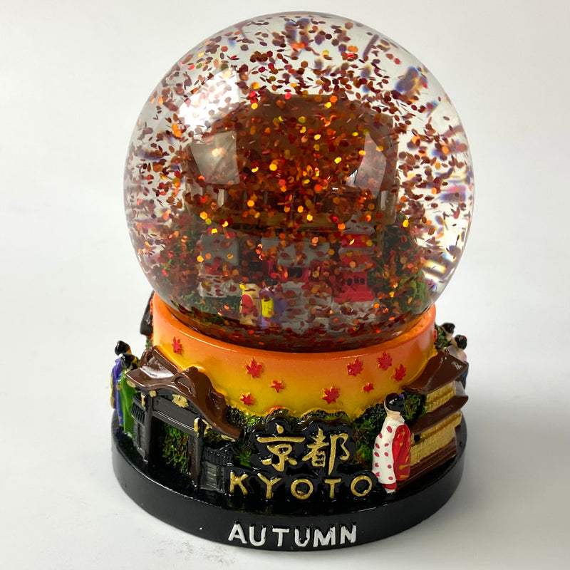 snow globe Kyoto Autumn