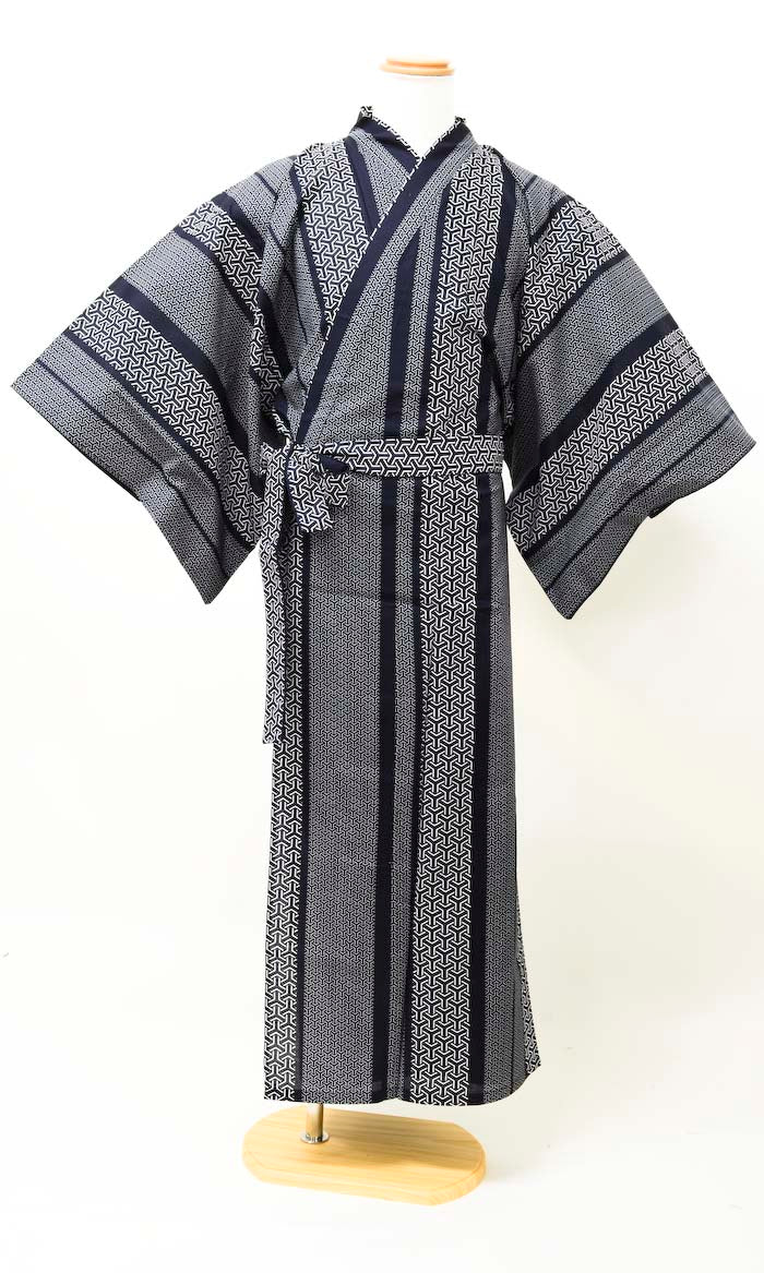 粋な大人の浴衣 高身長の方にも◆有松絞り 薔薇と紅葉の亀甲紋繋ぎ 手の込んだ逸品 楽天市場】【MAX10%OFFクーポン配布中】浴衣 吸水速乾 薔薇 バラ